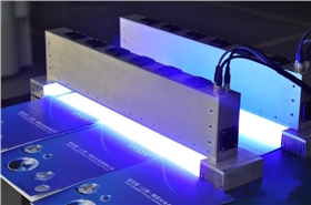 UV固化.jpg UV固化.jpg